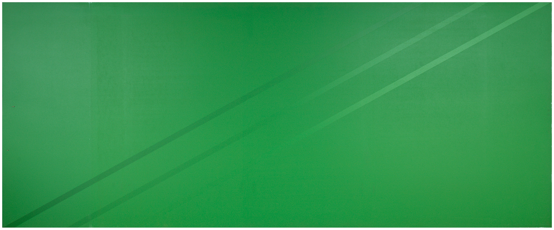 近藤竜男〈Three Diagonal Stripes Green No.6〉, アクリル・カンヴァス, 120.0×291.7, 1973